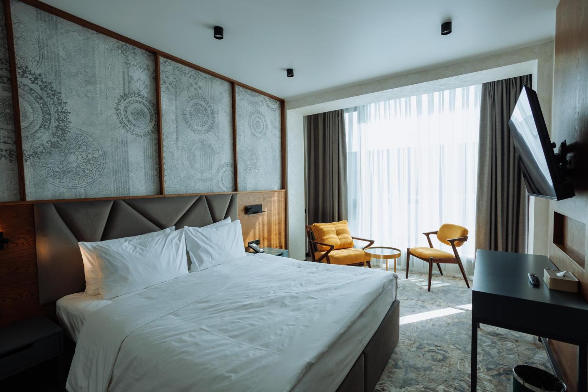 Aurum Garden Hotel 奇姆肯特 外观 照片