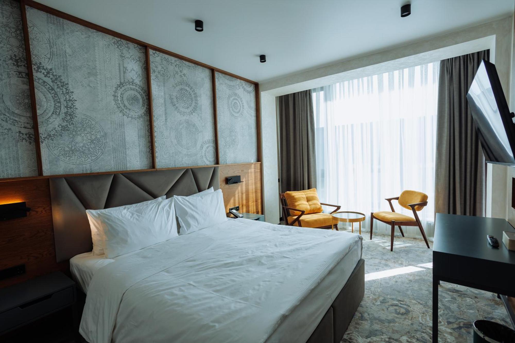 Aurum Garden Hotel 奇姆肯特 外观 照片