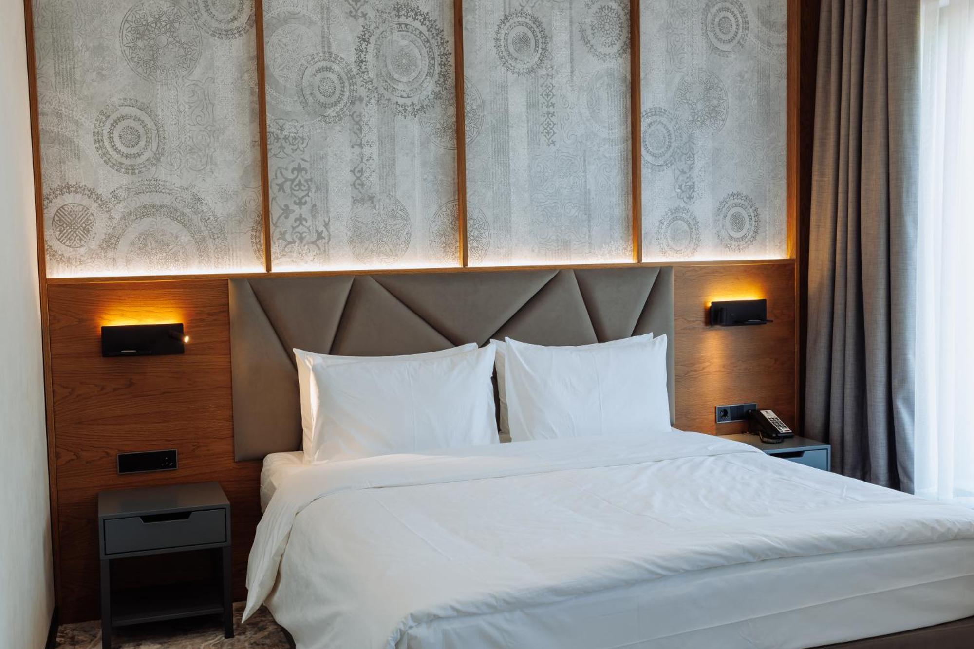 Aurum Garden Hotel 奇姆肯特 外观 照片
