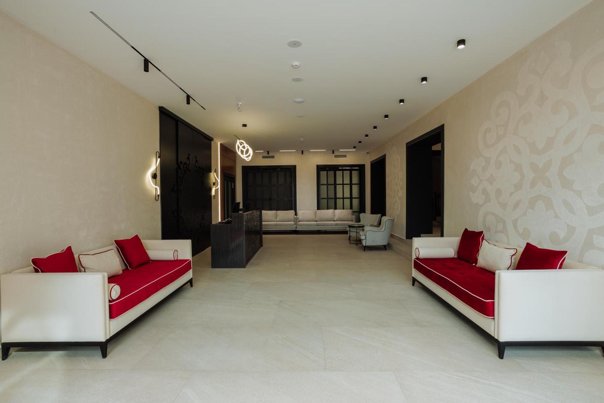 Aurum Garden Hotel 奇姆肯特 外观 照片