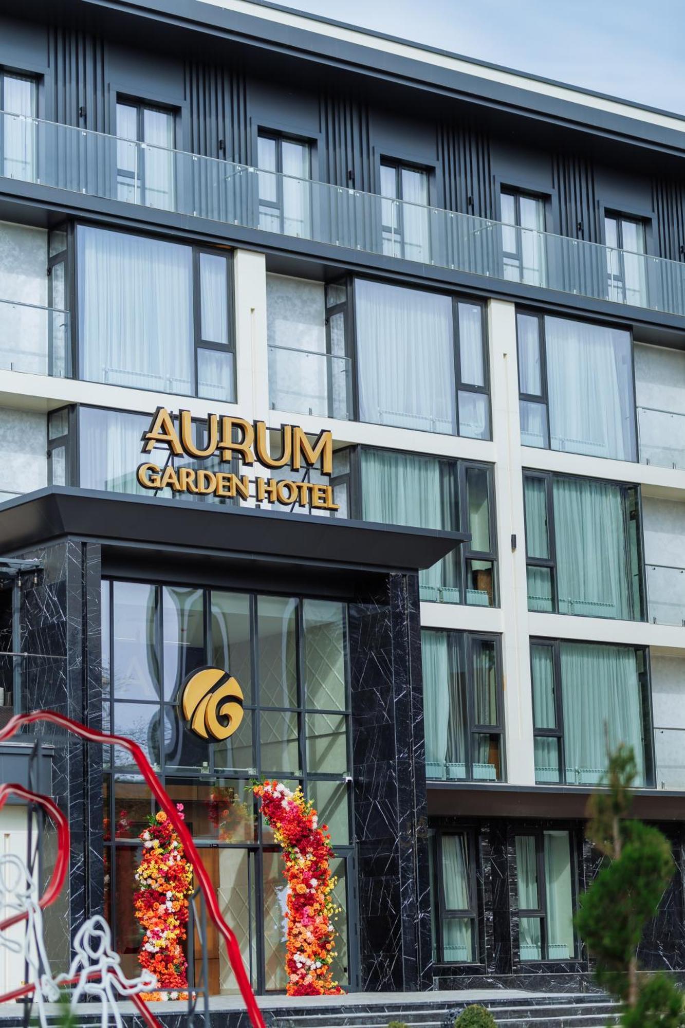 Aurum Garden Hotel 奇姆肯特 外观 照片
